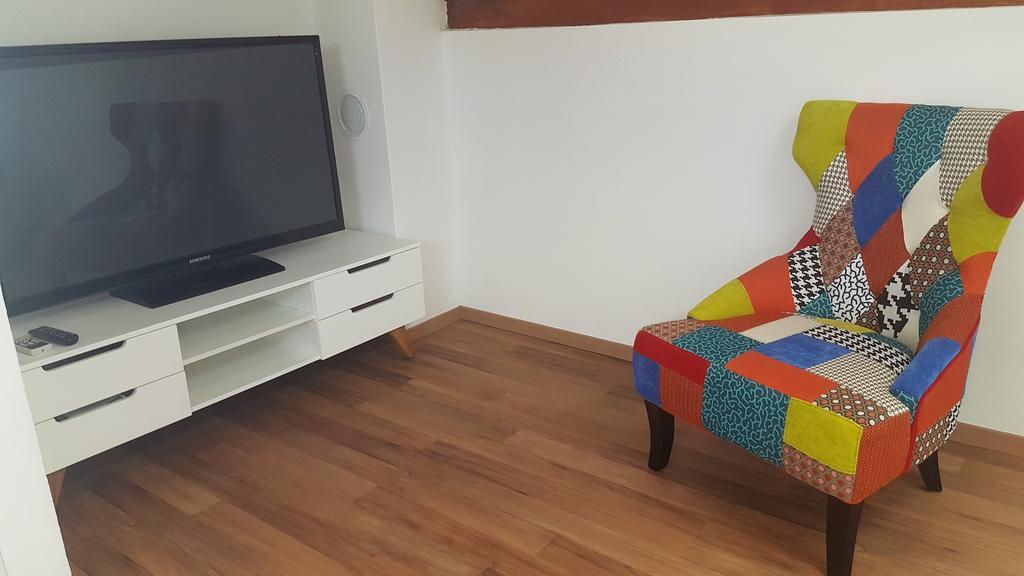 סאלי Apartment Azaleja מראה חיצוני תמונה