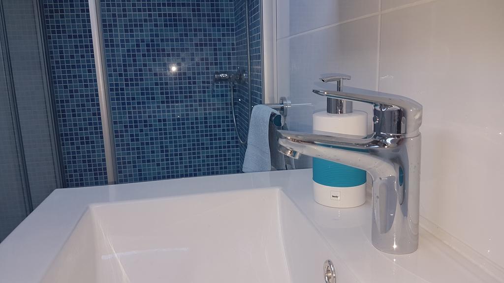 סאלי Apartment Azaleja מראה חיצוני תמונה