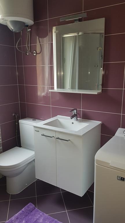 סאלי Apartment Azaleja מראה חיצוני תמונה